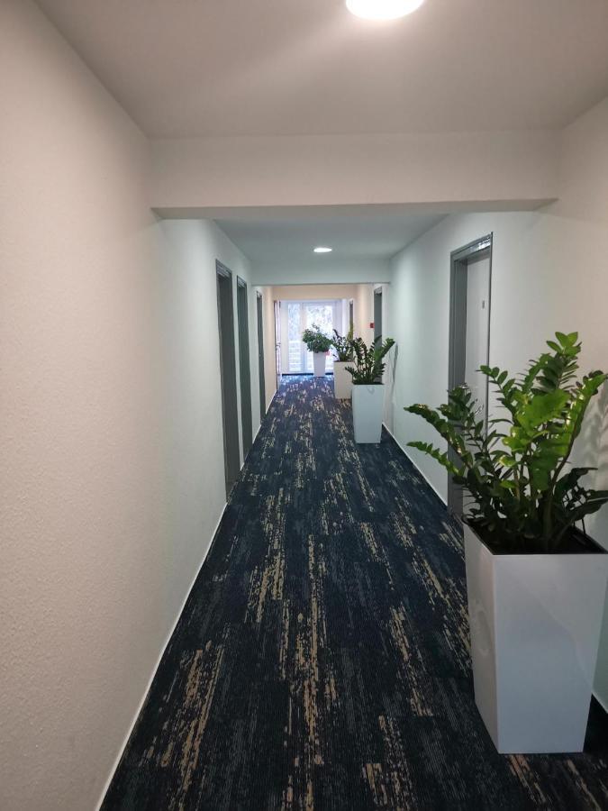 Otp Hotel Boedapest Buitenkant foto